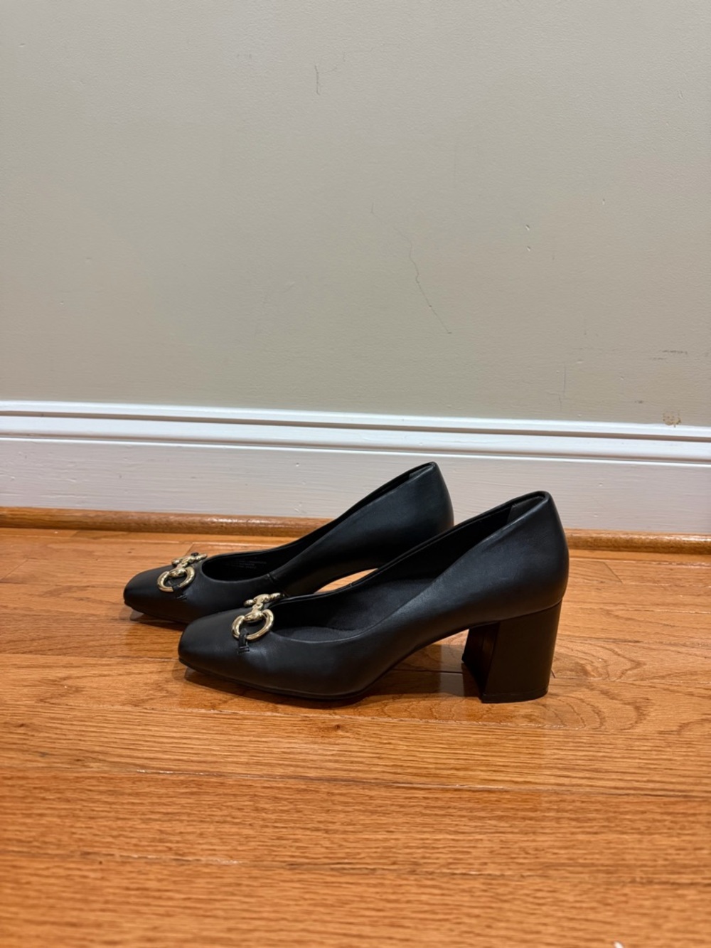 Anne Klein Women’s Black Luisa Pumps Size 8